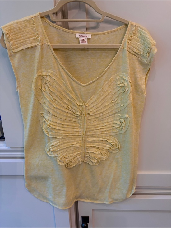 Sundance Tops - Sundance Pale Yellow Butterfly Appliqué V-Neck Tank